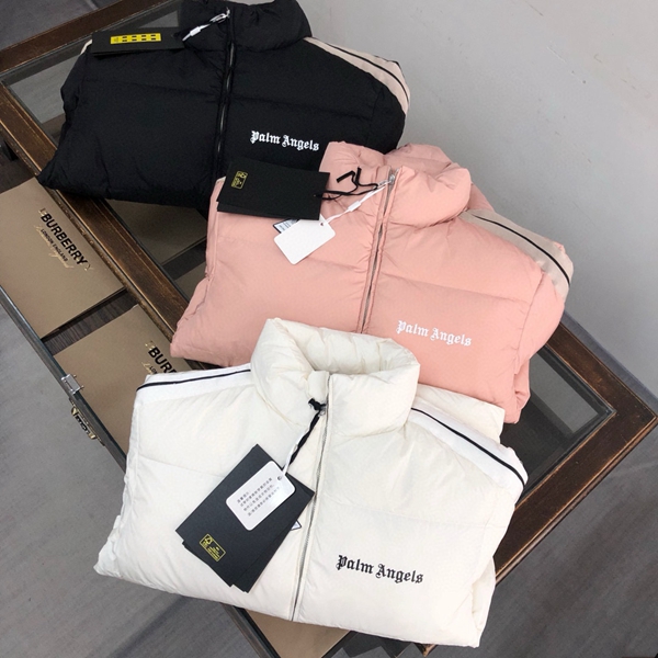 ハイクオリティダウンジャケット背面デザイン